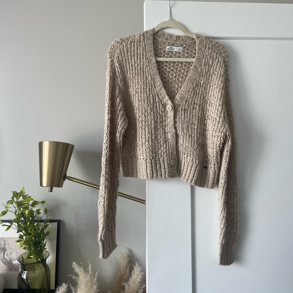 Hollister | Cream Cropped Knit Button Down Sweater | Size S